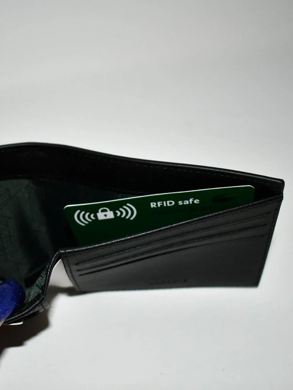 Lacoste Leather Billfold in Lacoste Paris #NH5085FW NWT